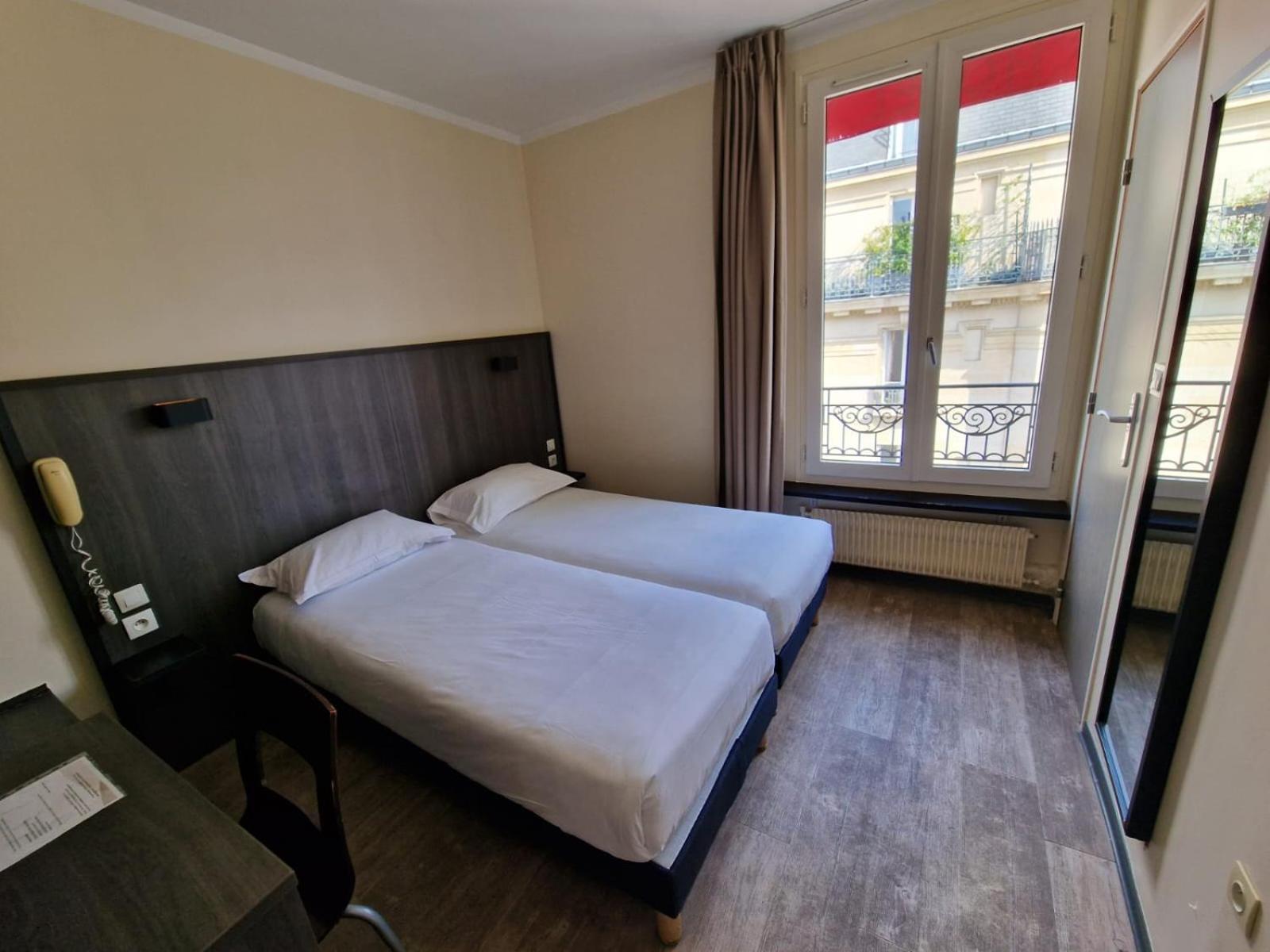 Hotel D'Anjou Levallois-Perret Exterior photo